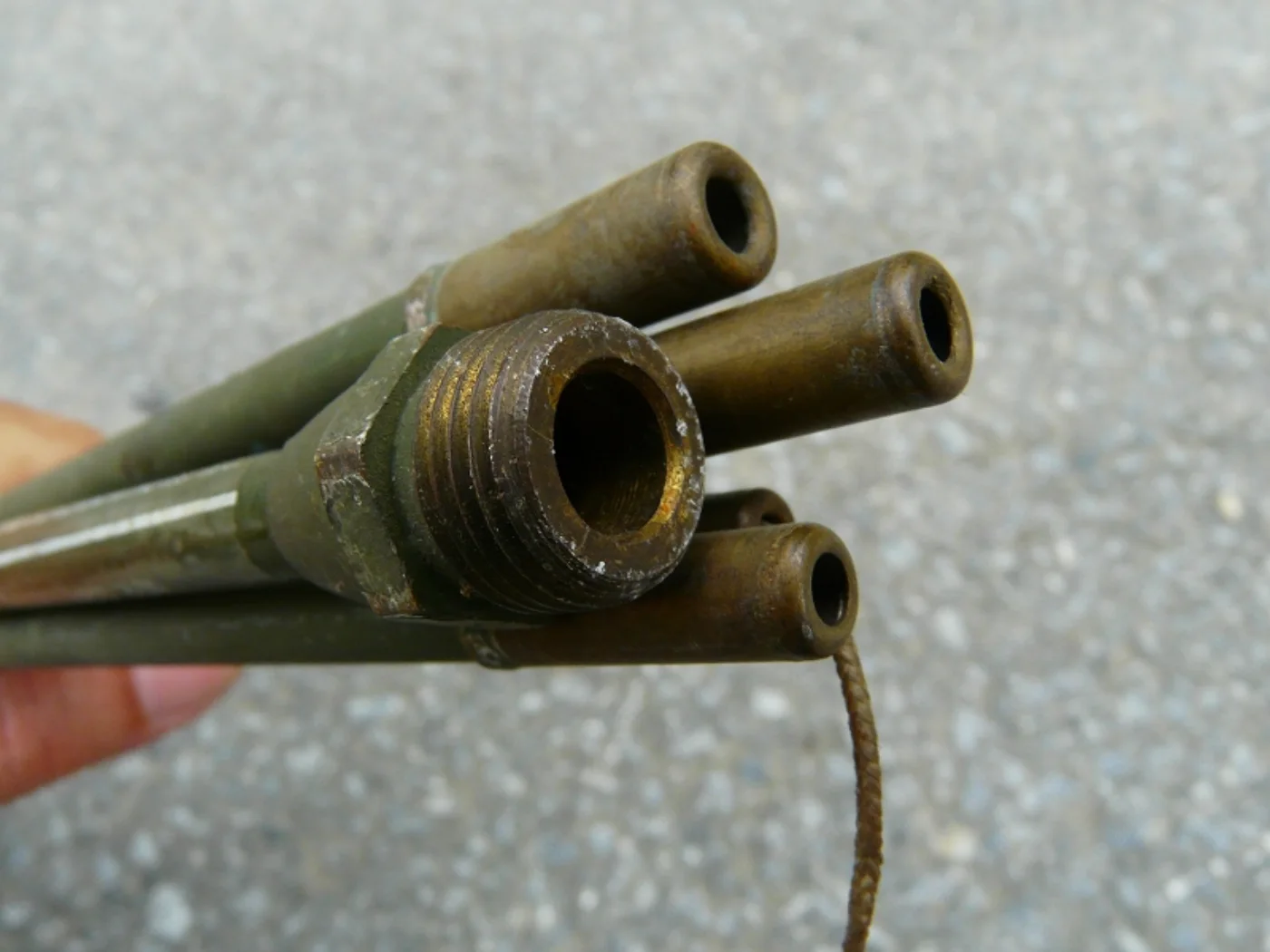 ミリタリーショップ 南国百貨店.COM|沖縄 米軍 アンテナ 2M00cm ジャンク [ZZ B-1288] - 米軍無 記録写真8