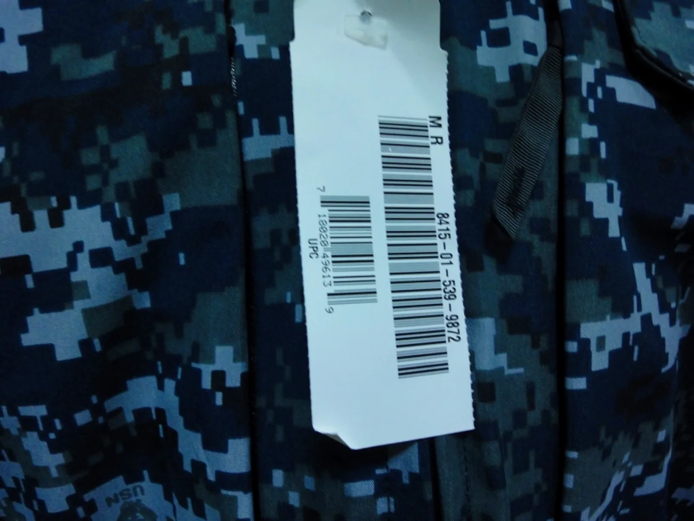 ミリタリーショップ 南国百貨店.COM|沖縄 映画「バトルシップ」U.S.NAVY ゴアテックスパーカー 新品 M-R 記録写真4