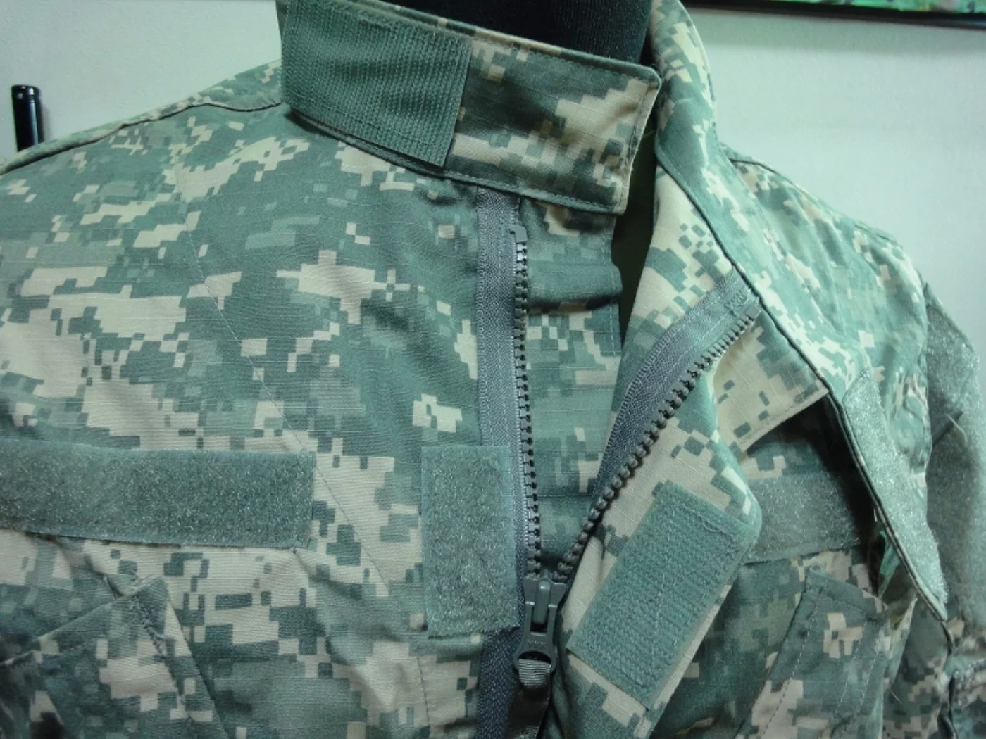 ミリタリーショップ 南国百貨店.COM|沖縄 ACU ジャケット M-L 極上品 [ZZZ Q-1824] - ACU 記録写真5