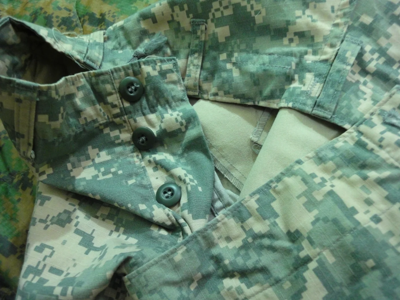 ミリタリーショップ 南国百貨店.COM|沖縄 ACU ARMY パンツ S-R 中古良品 [Q-1825] - ACU 記録写真6