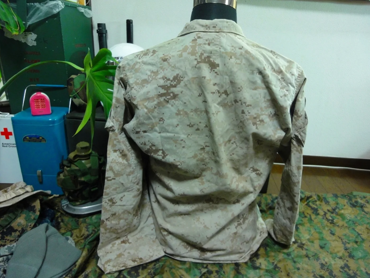 ミリタリーショップ 南国百貨店.COM|沖縄 NAVY マーパット デザート ジャケット S-R [Q-1867] - 記録写真5