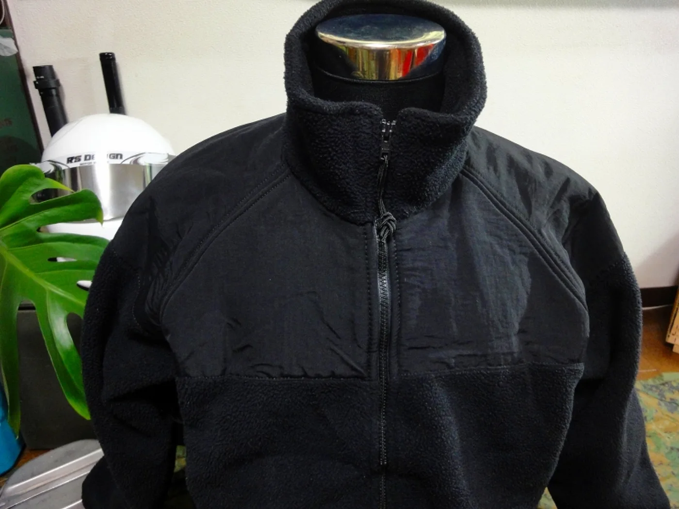 ミリタリーショップ 南国百貨店.COM|沖縄 ARMY ポーラテック フリース M 中古良品 [ZZ Q-1887] - 記録写真6