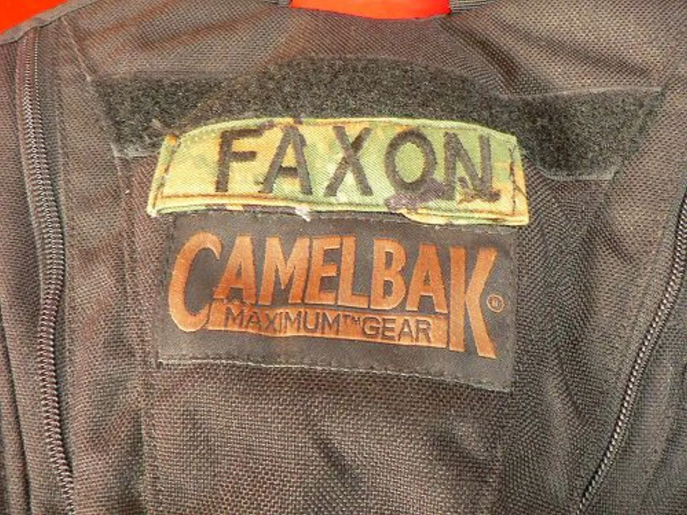 ミリタリーショップ 南国百貨店.COM|沖縄 CAMELBAK 黒 ステルスタイプ [Z X-143] - 米軍放出品・ 記録写真3