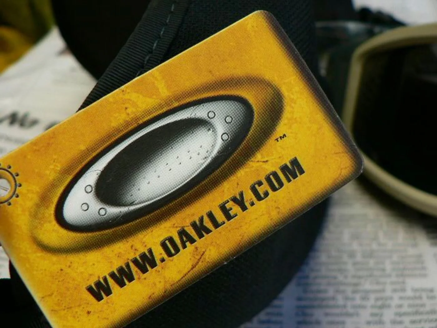 ミリタリーショップ 南国百貨店.COM|沖縄 ESS ゴーグル＋OAKLEYのケース（新品） [E-561] - ESS 記録写真4