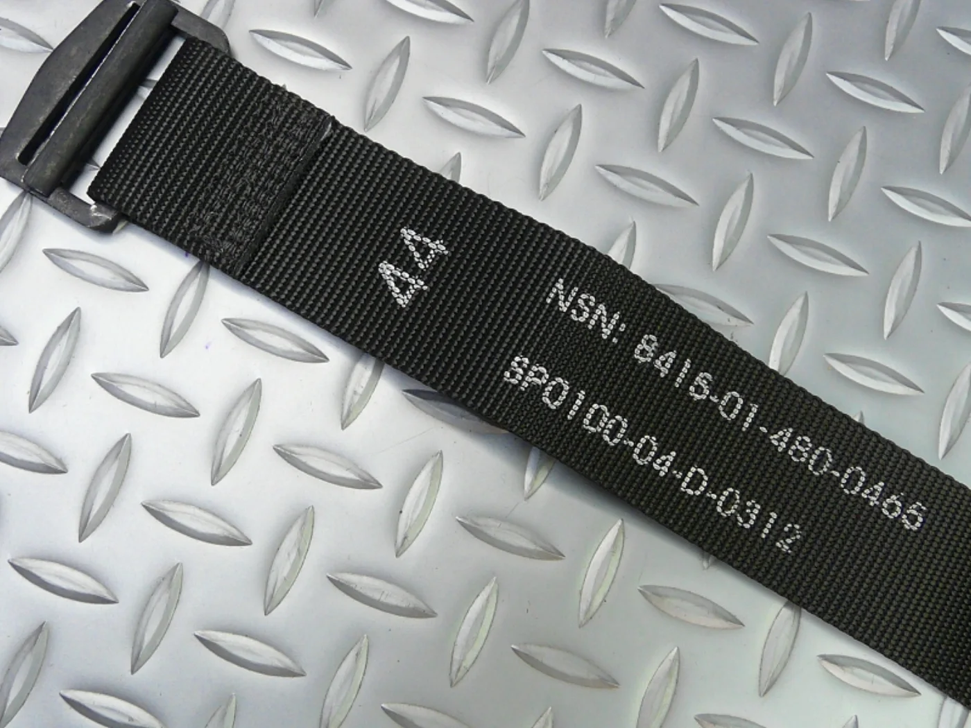 ミリタリーショップ 南国百貨店.COM|沖縄 BDU ベルト 官給品 特殊部隊仕様 黒 110cm [E-1392] - 記録写真3