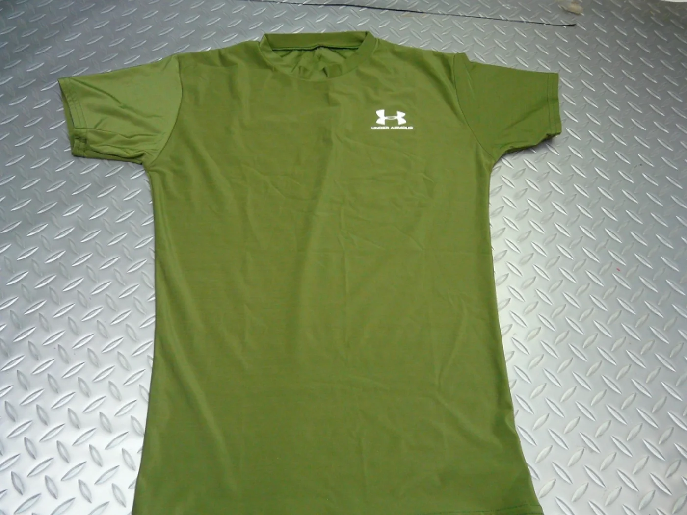 ミリタリーショップ 南国百貨店.COM|沖縄 UNDER ARMOUR TACTICAL Tシャツ LARGE [G-9 記録写真2