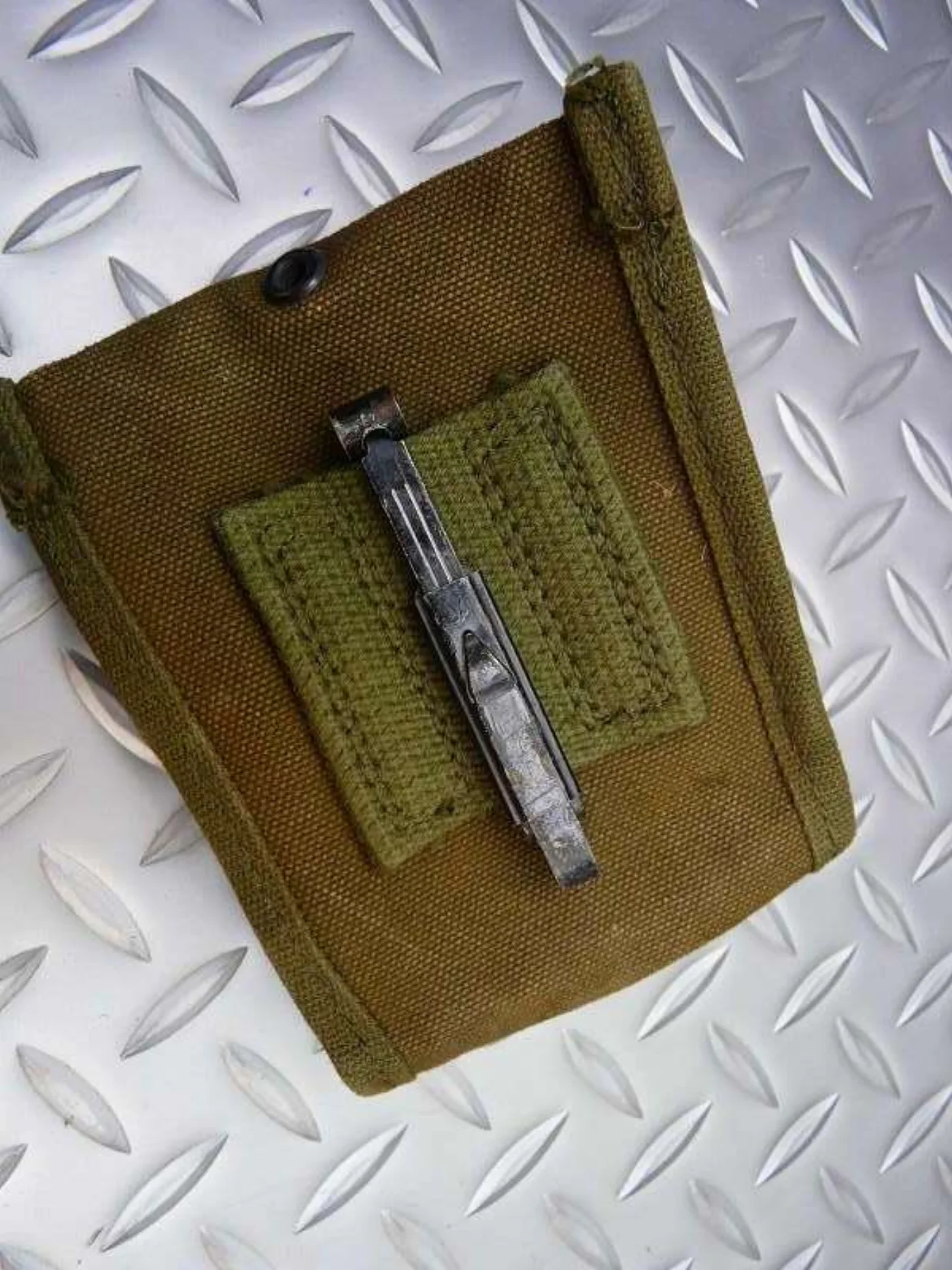 ミリタリーショップ 南国百貨店.COM|沖縄 CASE FIELD FIRST AID DRESSING M-1956 記録写真3