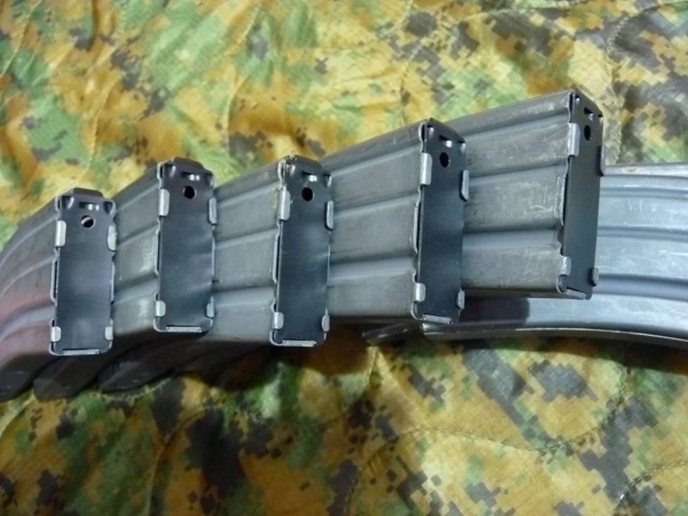 ミリタリーショップ 南国百貨店.COM|沖縄 M-16 ３０連マガジン 米軍放出品、使用済 安全品 [Q-1922] - 記録写真8