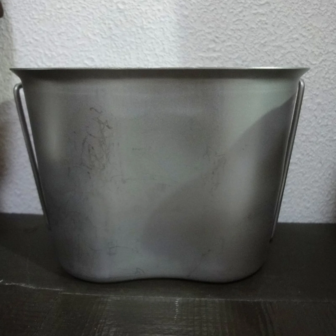 ミリタリーショップ 南国百貨店.COM|沖縄 キャンティーンカップ＋湯沸かし台のセット 未使用品 [Q-1942 + Y 記録写真2