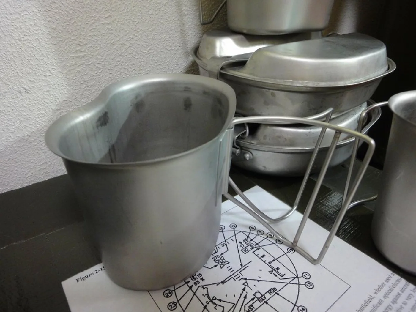 ミリタリーショップ 南国百貨店.COM|沖縄 キャンティーンカップ＋湯沸かし台のセット 未使用品 [Q-1942 + Y 記録写真8