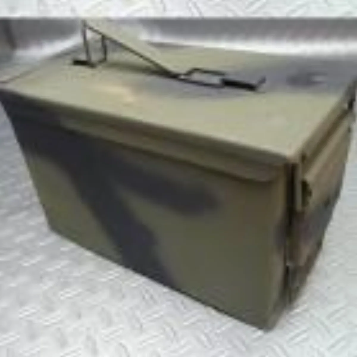 ミリタリーショップ 南国百貨店.COM|沖縄 AMMO BOX リペイント済 15x30x19cm [B-1342] - 記録写真1