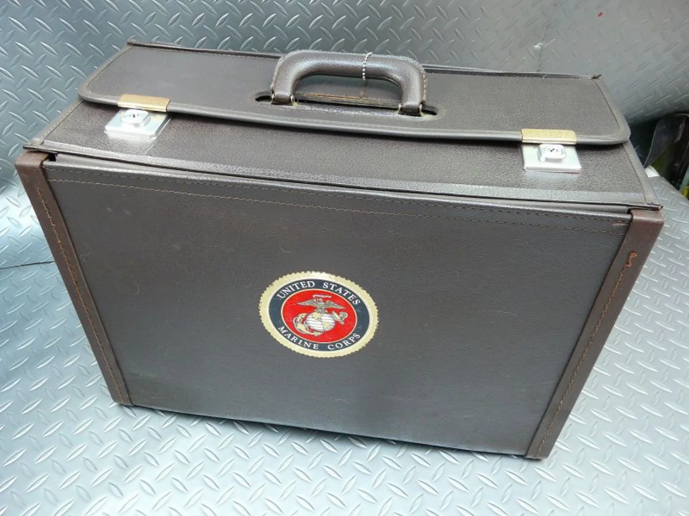 ミリタリーショップ 南国百貨店.COM|沖縄 アタッシュケース 中古 [B-1357] - アタッシュケース 中古サイズ 記録写真3