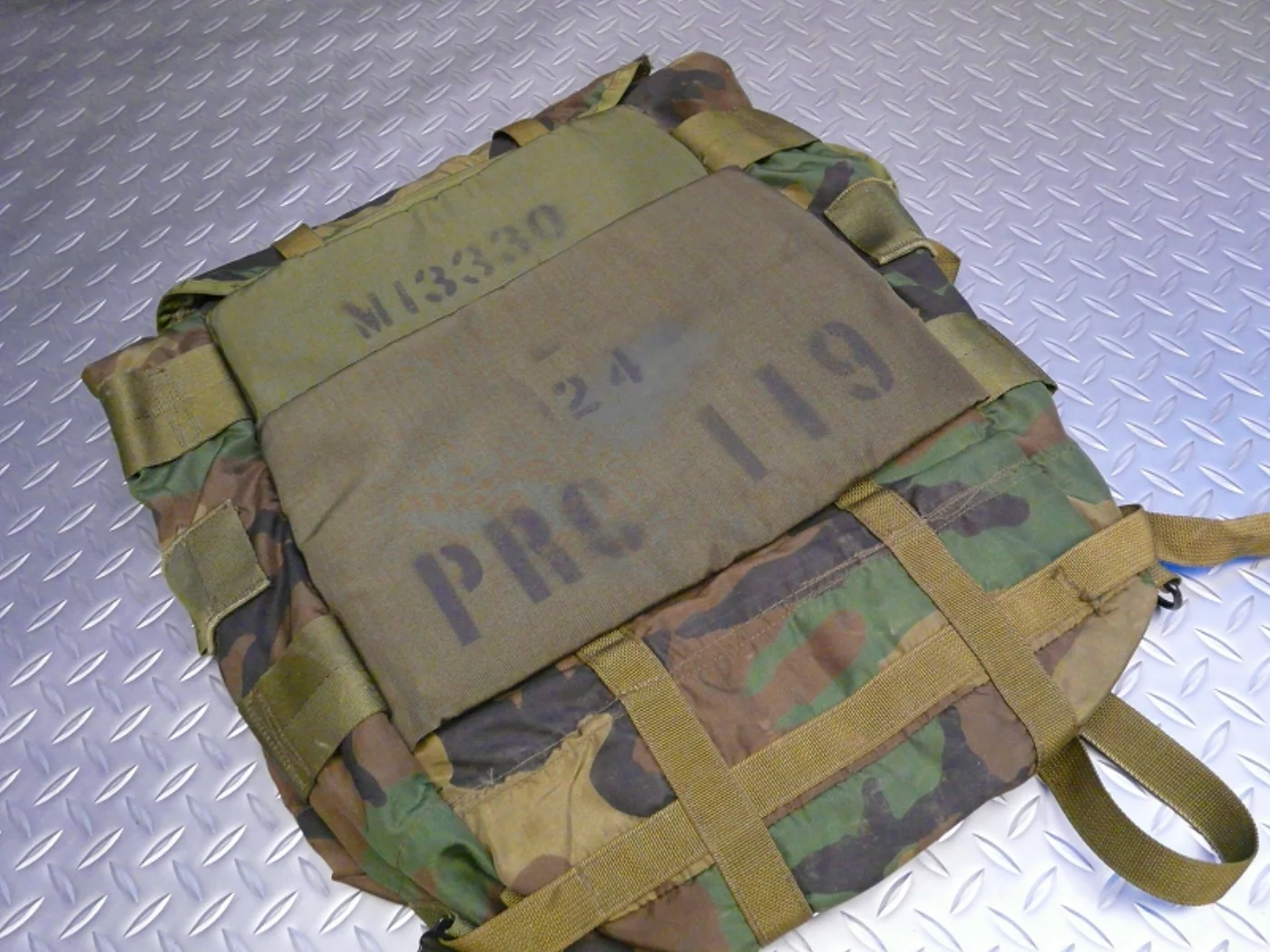 ミリタリーショップ 南国百貨店.COM|沖縄 VRC 88用 軍用無線機用 アリスパック 希少品 [ZZ F-604] 記録写真6