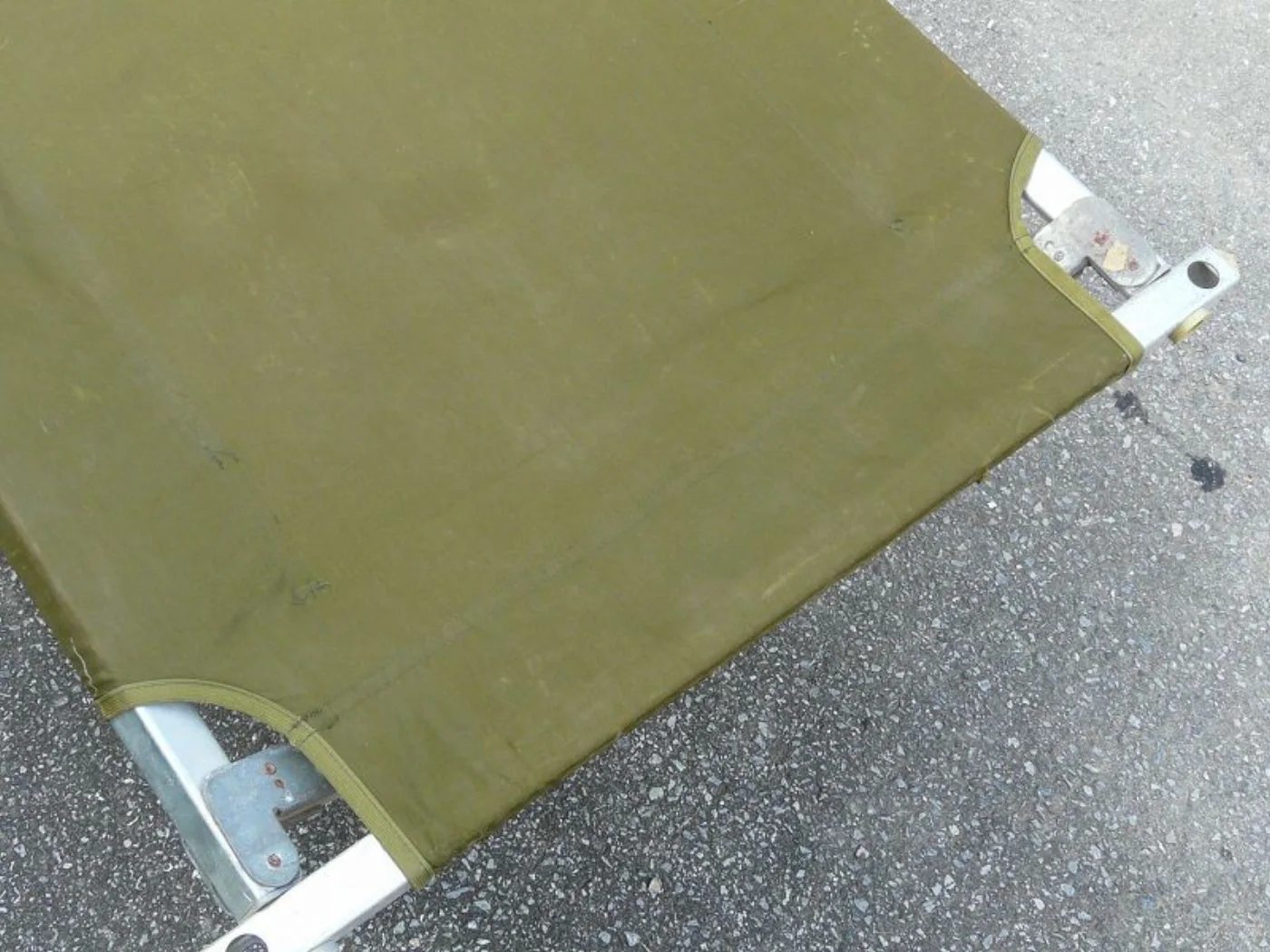 ミリタリーショップ 南国百貨店.COM|沖縄 GIコット 米軍＋新型寝袋（夏冬セット） [ZZ B-1376] - 米軍 記録写真2