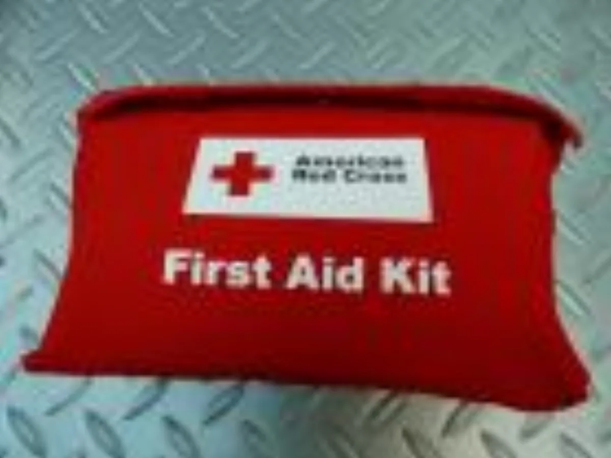 ミリタリーショップ 南国百貨店.COM|沖縄 First Aid Kit 新品 [ZZ D-1840] - First 記録写真1