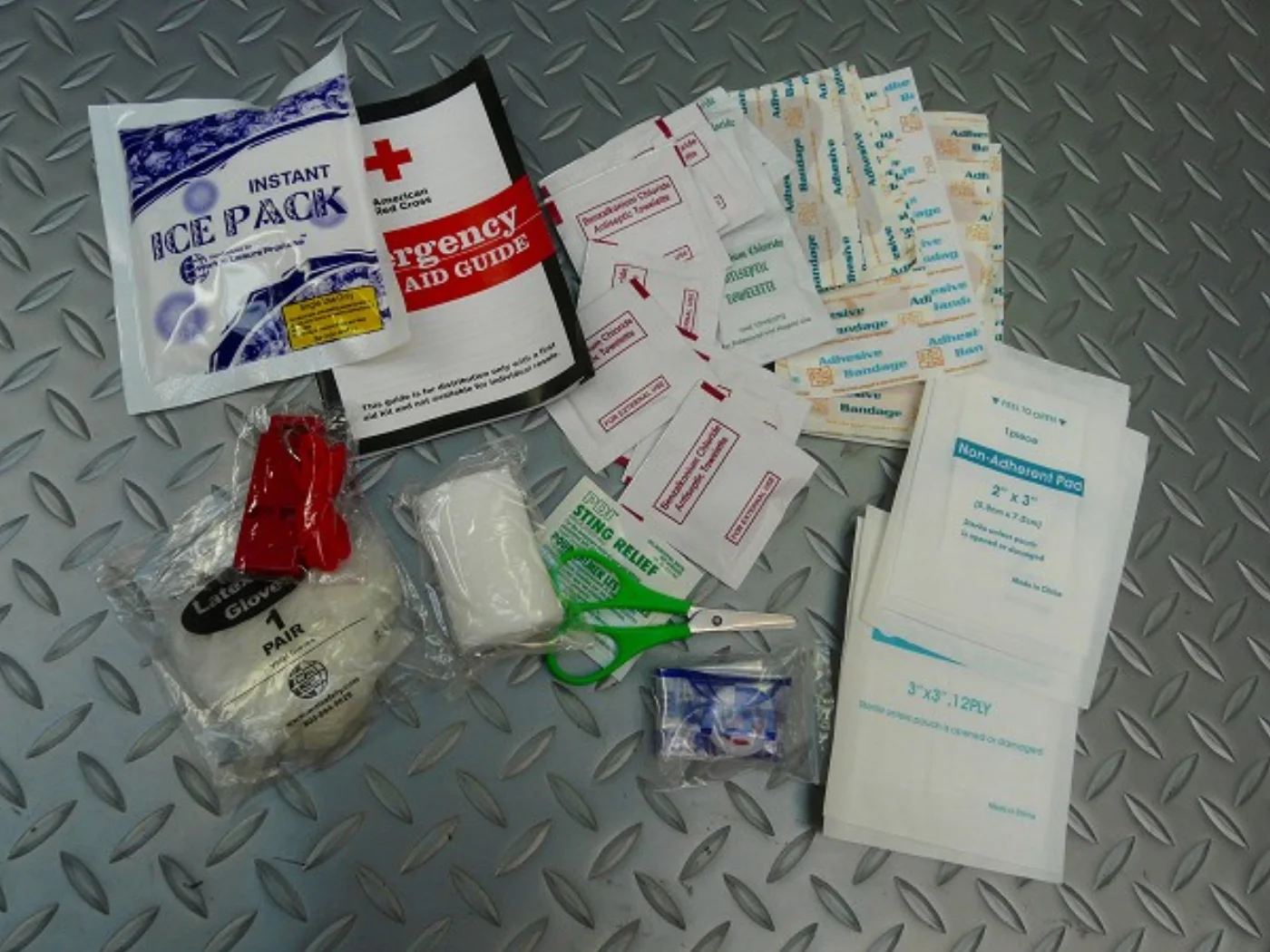 ミリタリーショップ 南国百貨店.COM|沖縄 First Aid Kit 新品 [ZZ D-1840] - First 記録写真7