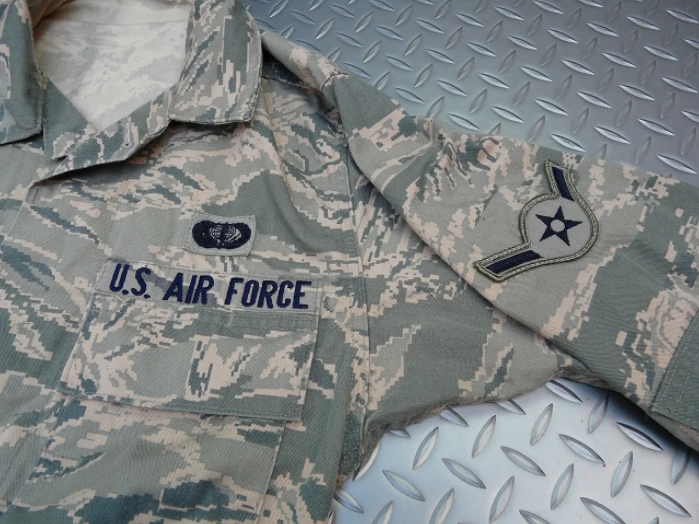 ミリタリーショップ 南国百貨店.COM|沖縄 U.S.AIR FORCE ジャケット 34L [Z-1480] - U. 記録写真4