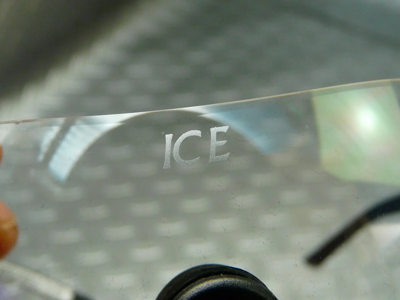 ミリタリーショップ 南国百貨店.COM|沖縄 ESS ICE クリアレンズ アイウェア [ZZ P-107] - ESS 記録写真6