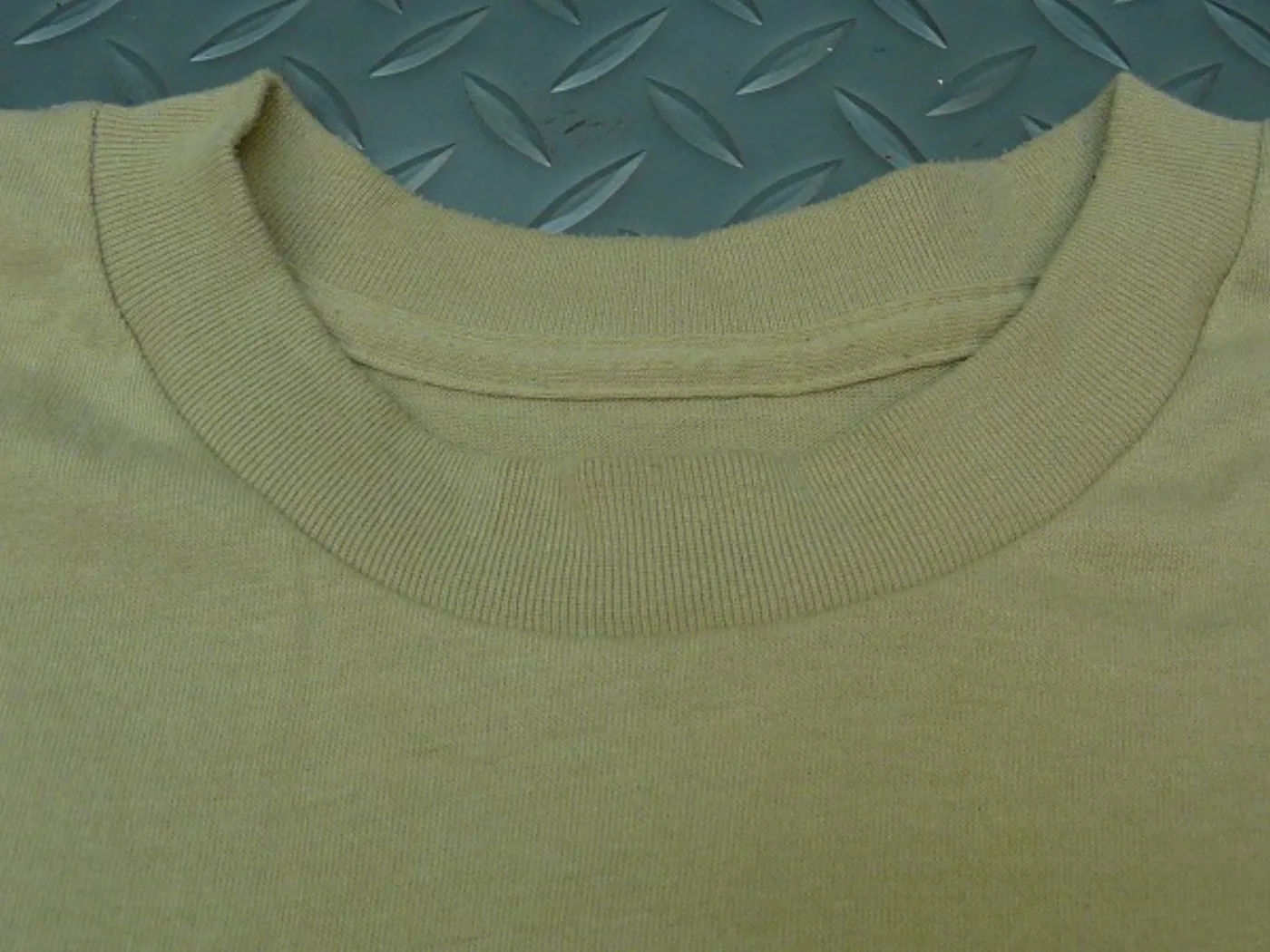 ミリタリーショップ 南国百貨店.COM|沖縄 ミリタリーTシャツ TAN [ZZ G-997 (G-999)] - ミリ 記録写真3