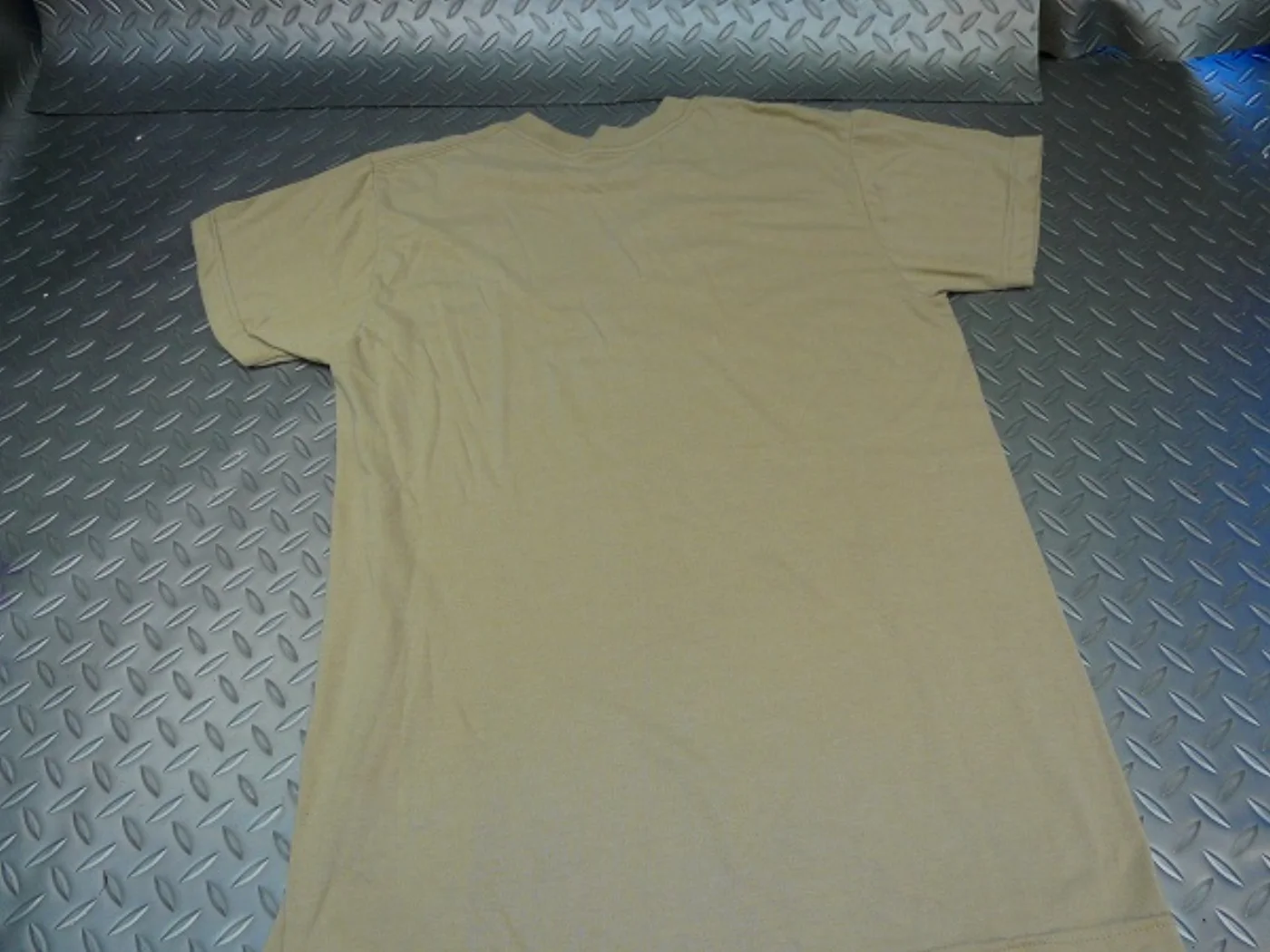 ミリタリーショップ 南国百貨店.COM|沖縄 ミリタリーTシャツ TAN [ZZ G-997 (G-999)] - ミリ 記録写真4