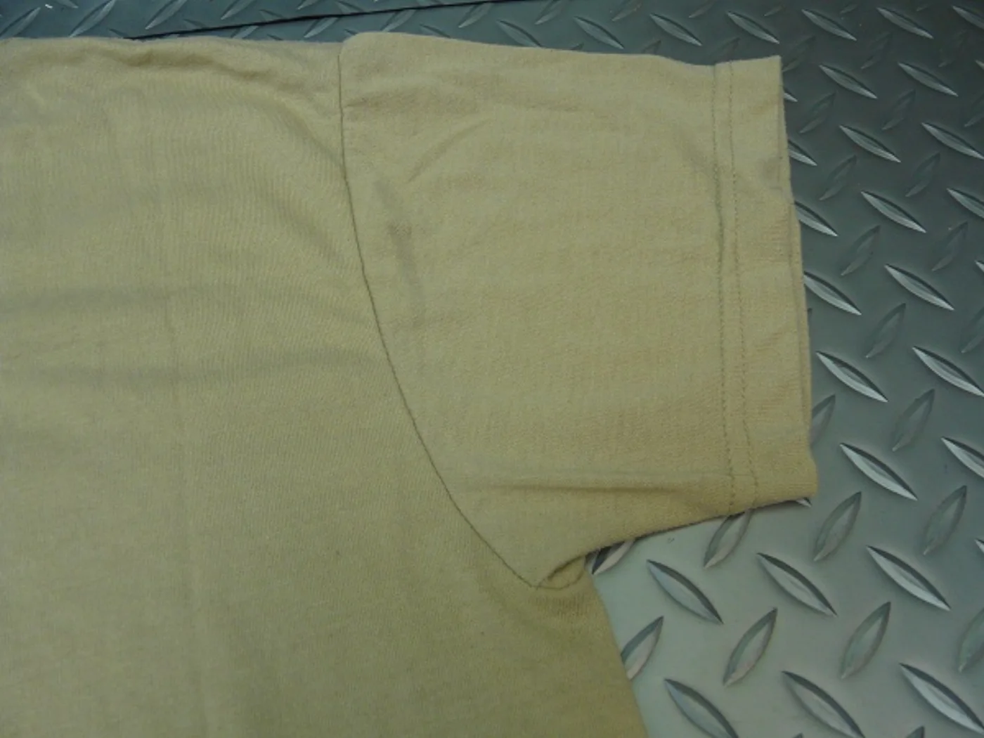 ミリタリーショップ 南国百貨店.COM|沖縄 ミリタリーTシャツ TAN [ZZ G-997 (G-999)] - ミリ 記録写真5