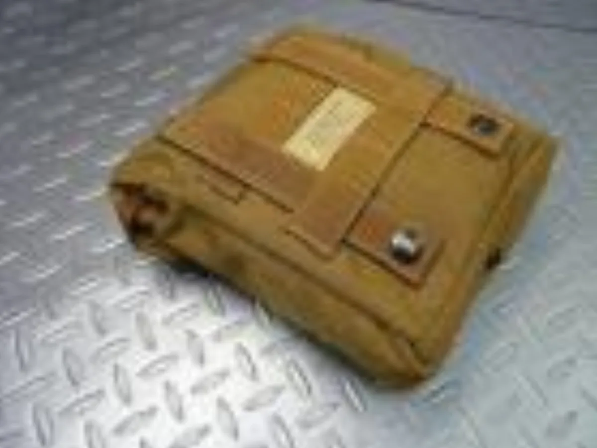 ミリタリーショップ 南国百貨店.COM|沖縄 USMC FIRST AID KIT コヨーテ 中身入り [D-1850] 記録写真2