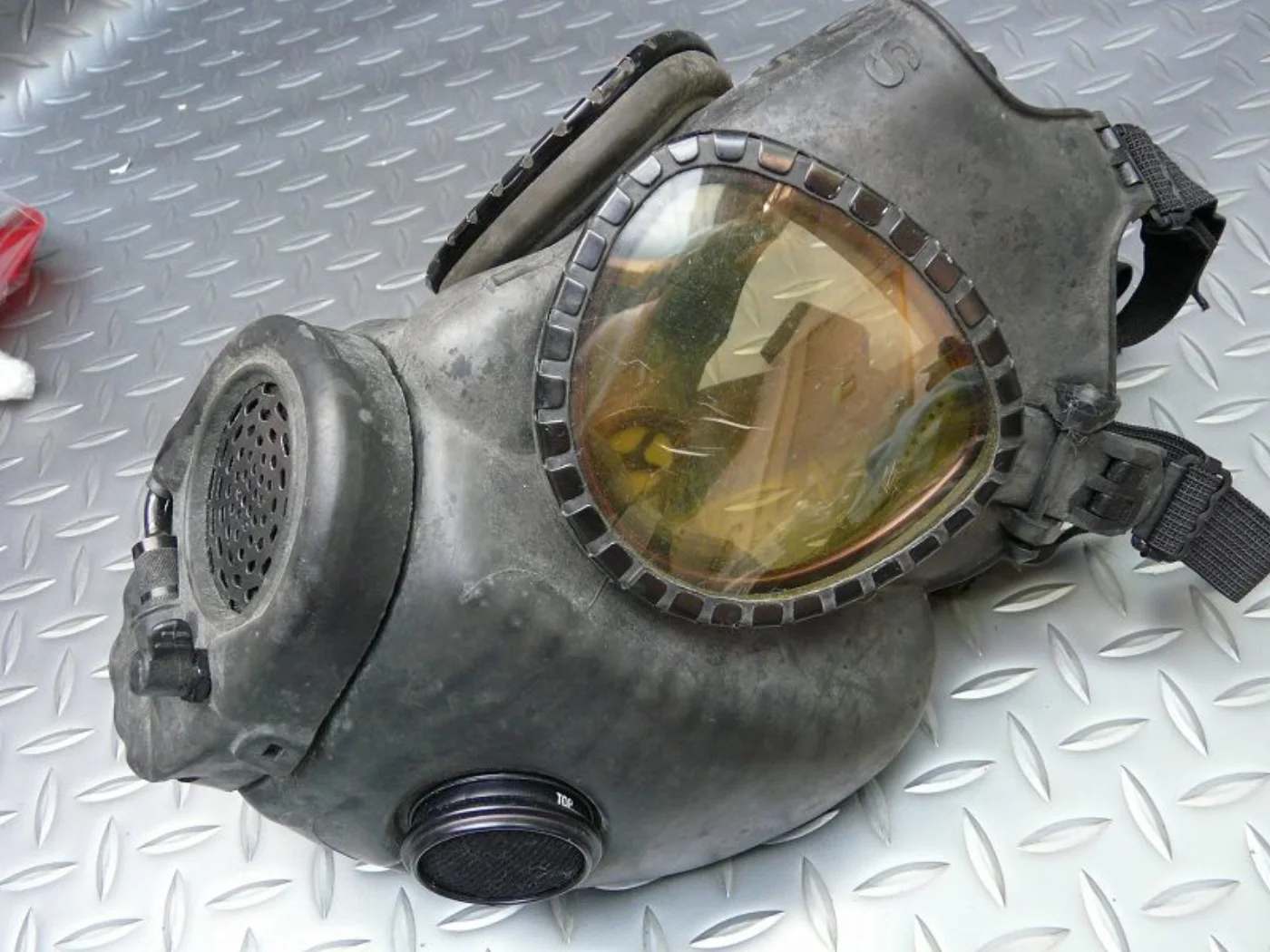 ミリタリーショップ 南国百貨店.COM|沖縄 M17 ガスマスク ベトナム戦装備品 [ZZ I-632] - M17 ガ 記録写真8