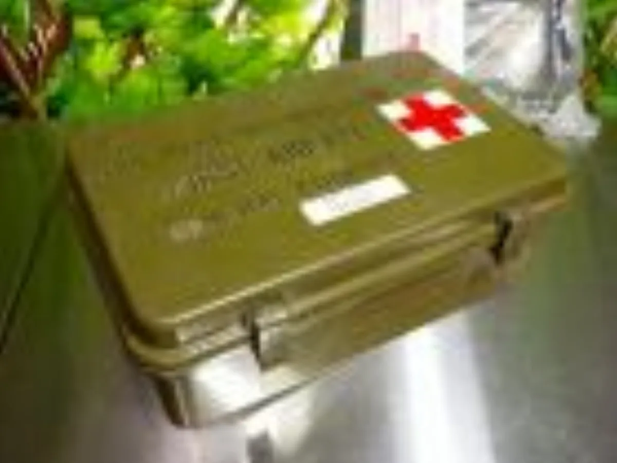 ミリタリーショップ 南国百貨店.COM|沖縄 FIRST AID KIT 中身入り [Q-2048] - FIRST A 記録写真3
