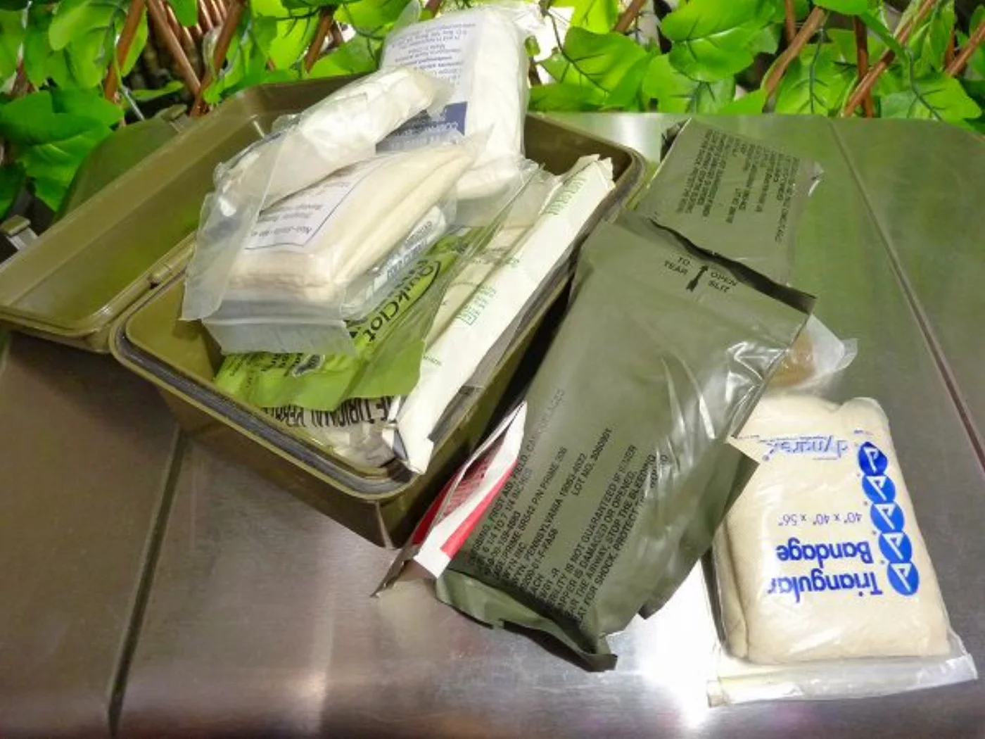 ミリタリーショップ 南国百貨店.COM|沖縄 FIRST AID KIT 中身入り [Q-2048] - FIRST A 記録写真6