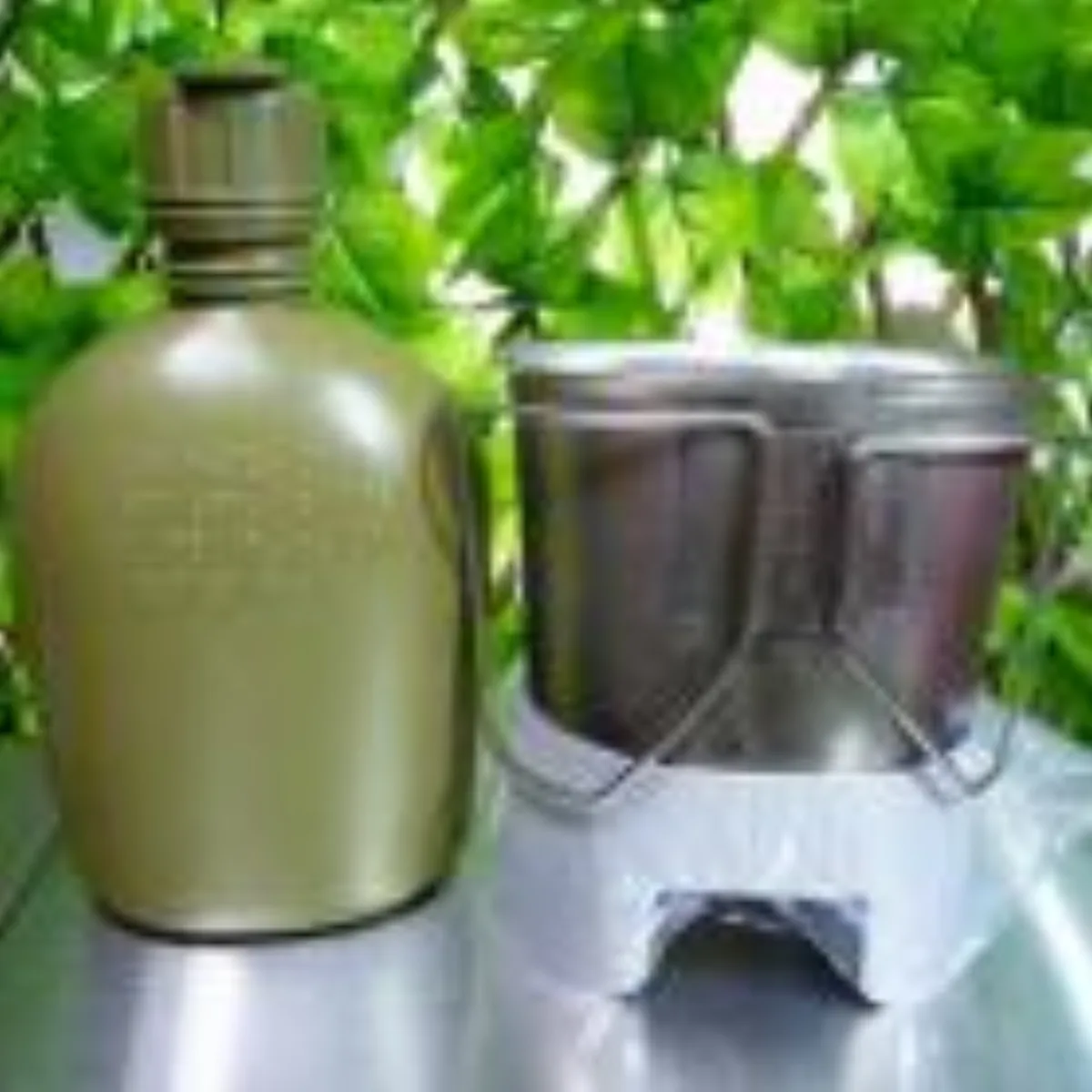 ミリタリーショップ 南国百貨店.COM|沖縄 アウトドアに最適 キャンティーン＆カップ＆湯沸し台のセット [Q-2055 記録写真1