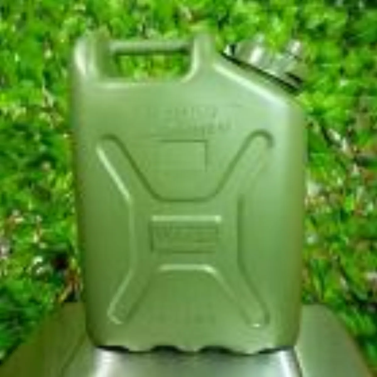 ミリタリーショップ 南国百貨店.COM|沖縄 新型 水管 WATER TANK OD 新品 約２２リットル [Q-208 記録写真1