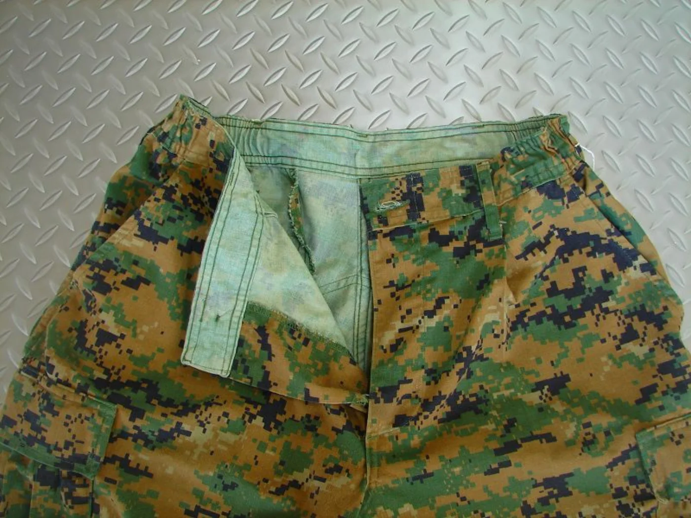 ミリタリーショップ 南国百貨店.COM|沖縄 マーパット パンツ ウッドランド M-S USMC [ZZ FK-404] 記録写真4