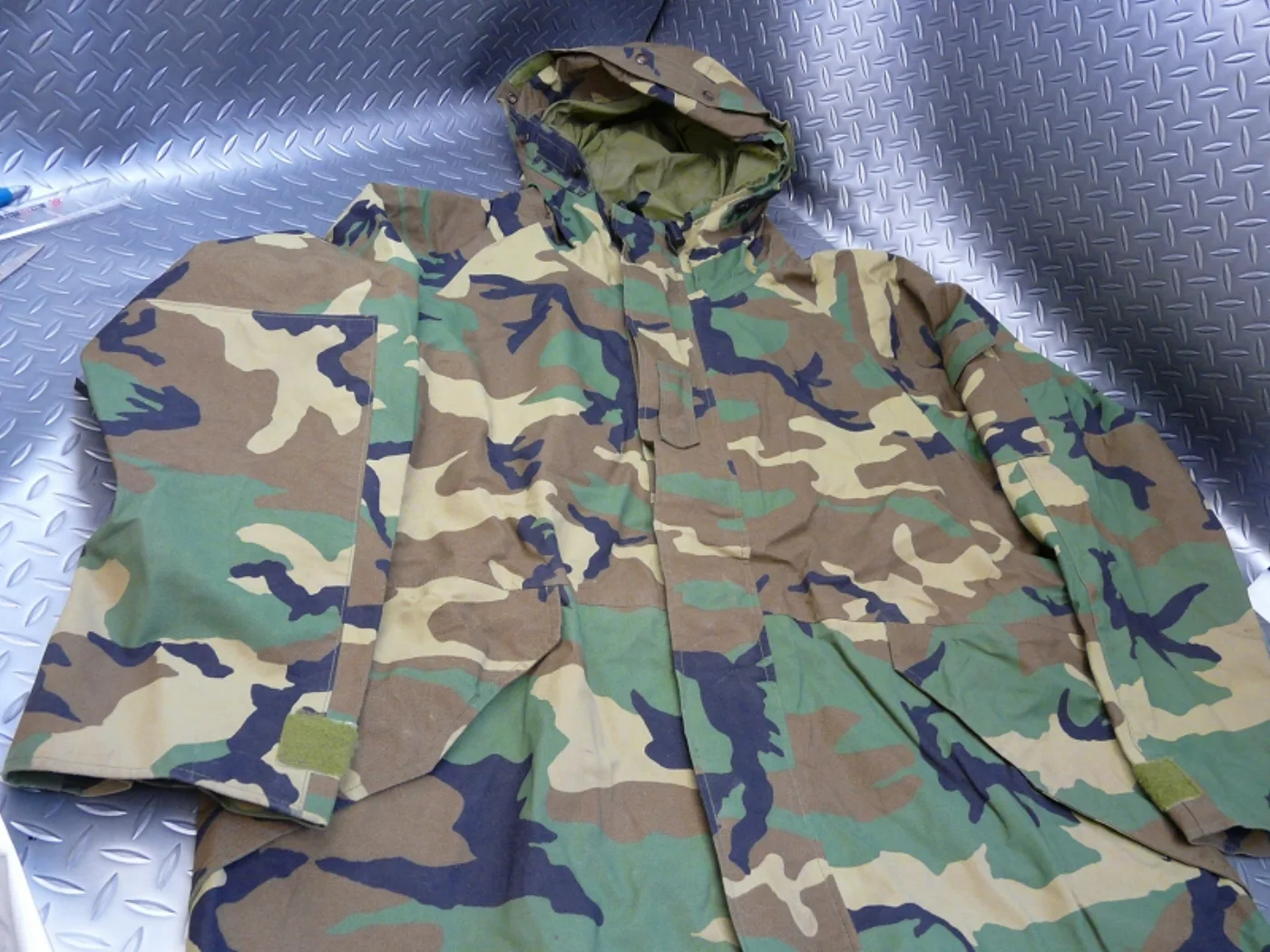 ミリタリーショップ 南国百貨店.COM|沖縄 【本日の特価品】ゴアテックスパーカー TYPE-I XL-R 中古良品 [ 記録写真2