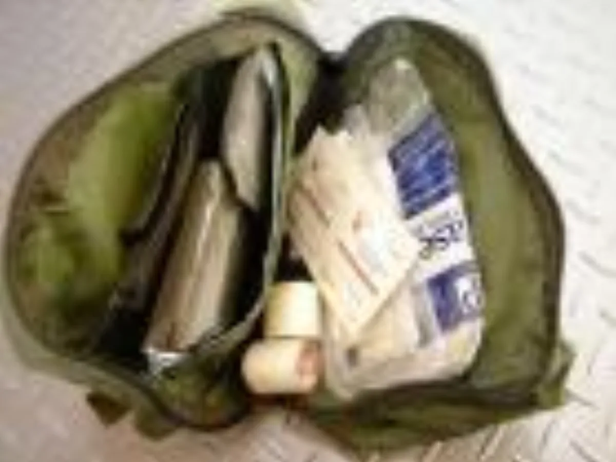 ミリタリーショップ 南国百貨店.COM|沖縄 FIRST AID KIT GENERAL PURPOSE [FK-597 記録写真2