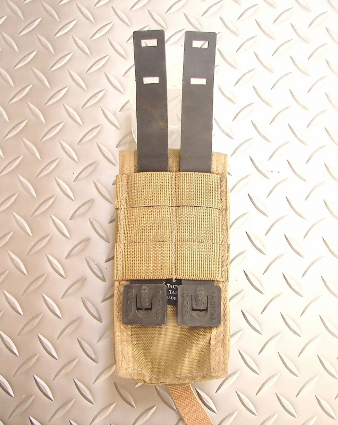 ミリタリーショップ 南国百貨店.COM|沖縄 ハンドグレネードポーチ [FK-625] - ハンドグレネードポーチ 記録写真3