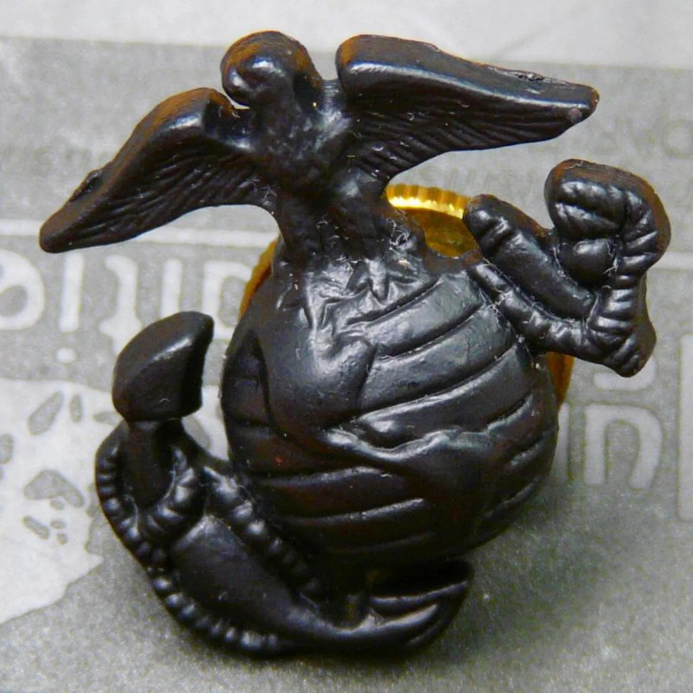 ミリタリーショップ 南国百貨店.COM|沖縄 USMC グローバルアンカー 黒 １個 [ZZ X-364] - USMC 記録写真2