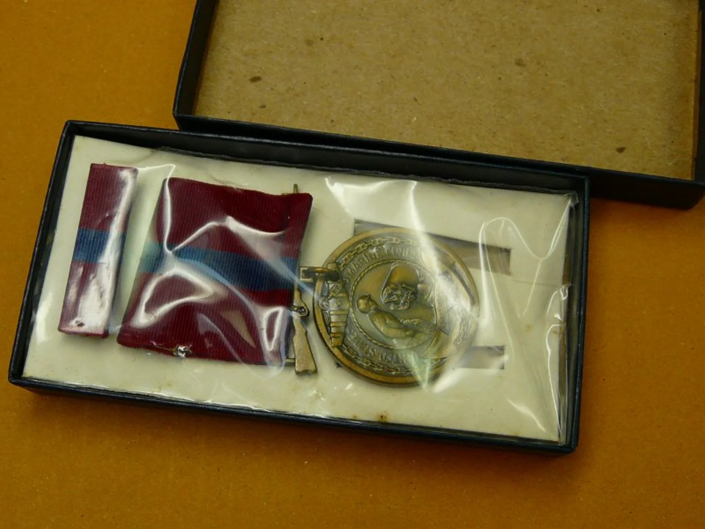 ミリタリーショップ 南国百貨店.COM|沖縄 USMC 勲章メダル [ZZ X-373] - USMC 勲章メダル米軍放 記録写真2