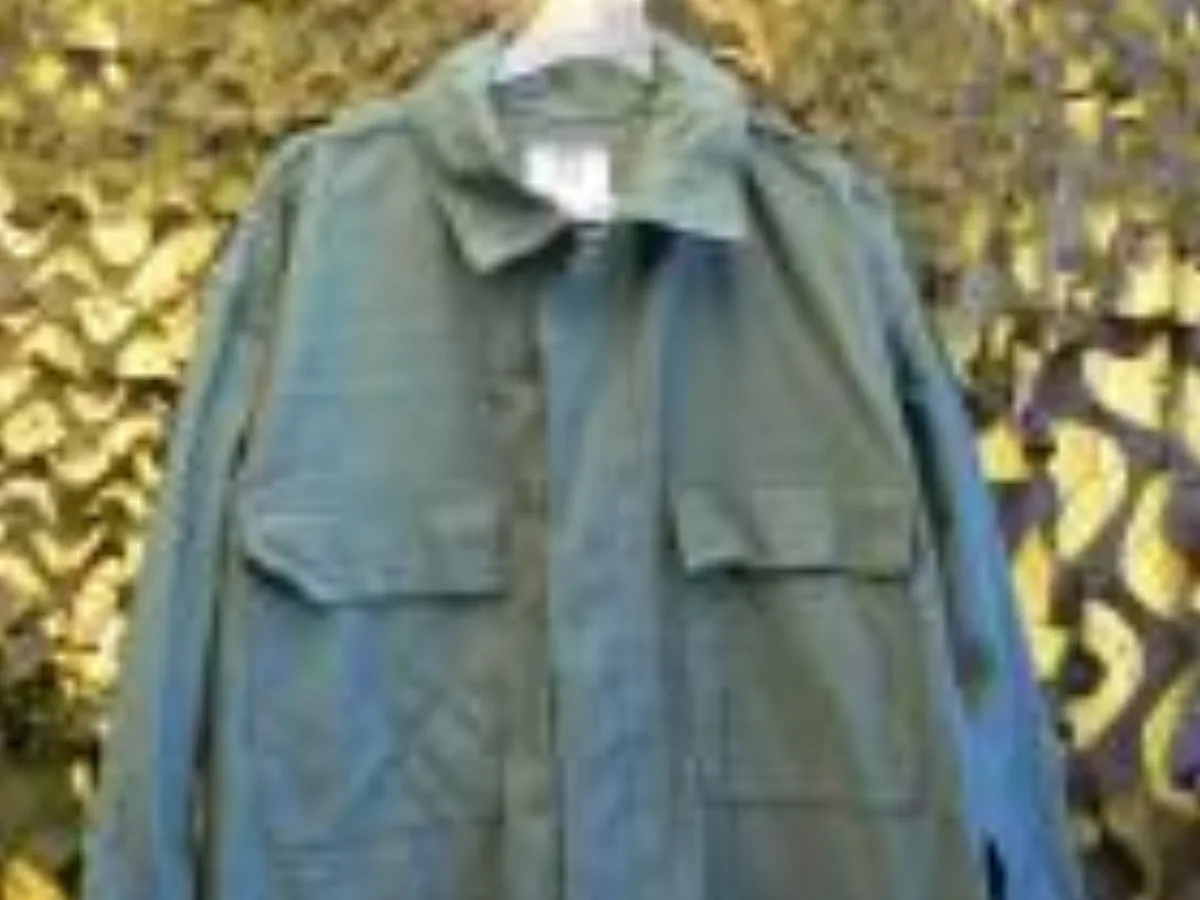 ミリタリーショップ 南国百貨店.COM|沖縄 COVERALLS UTILITY 米軍つなぎ M 新品 [J-301] 記録写真1