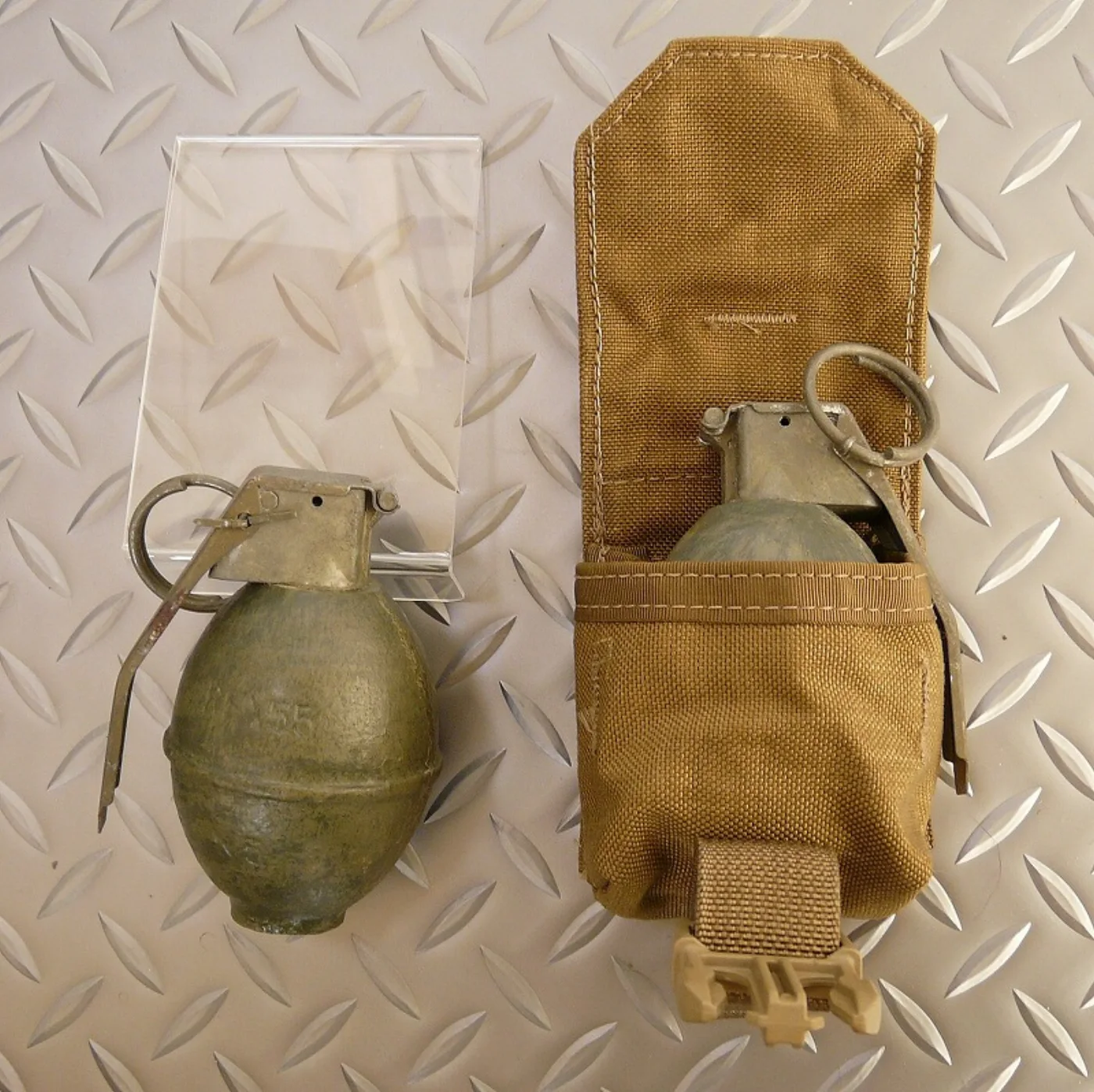 ミリタリーショップ 南国百貨店.COM|沖縄 USMC グレネードポーチ 新品 １個 [ZZ FK-893] - USM 記録写真2