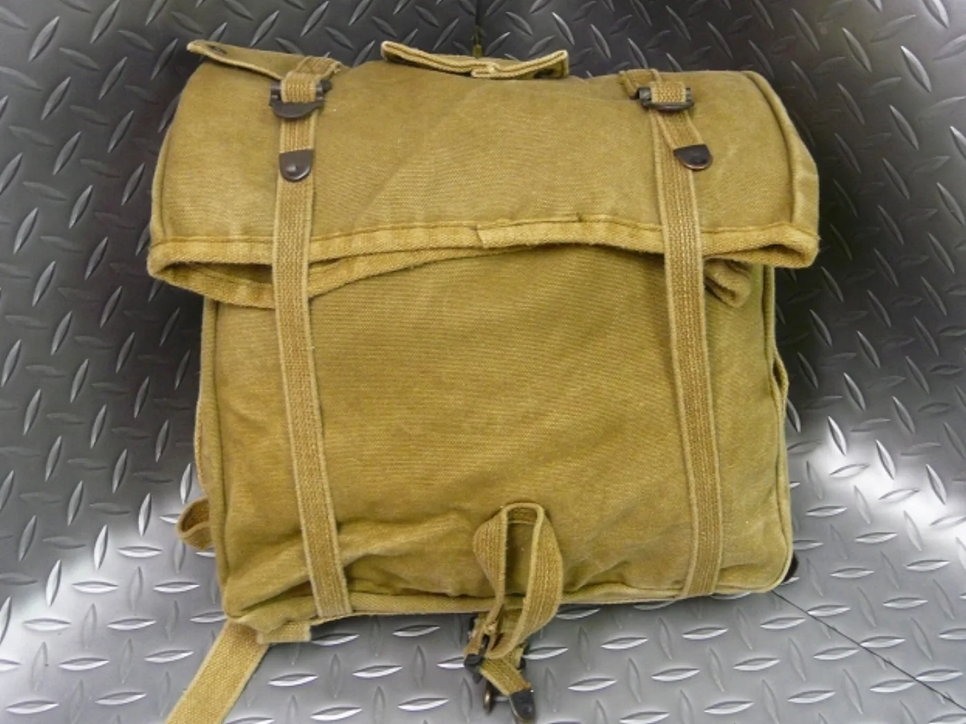 ミリタリーショップ 南国百貨店.COM|沖縄 FIELD PACK CANVAS COMBAT [ZZ L-237] - 記録写真2