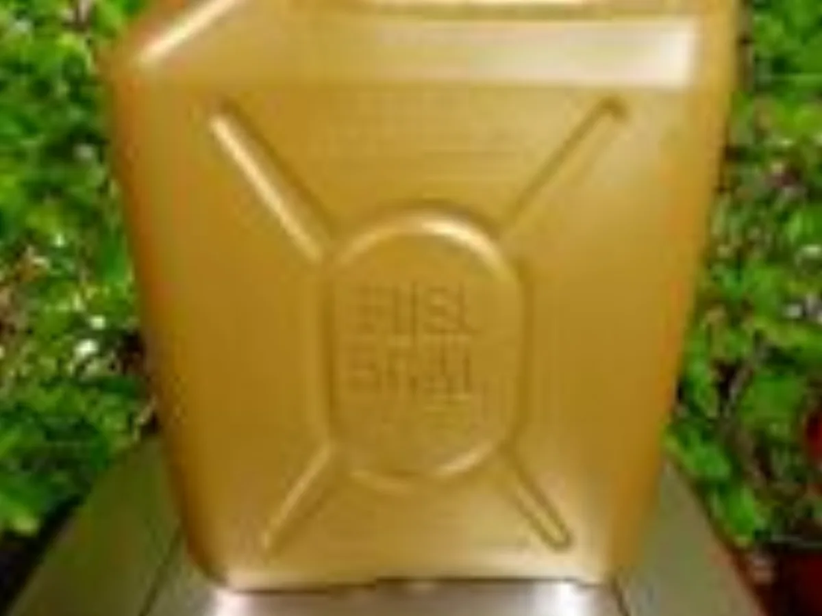 ミリタリーショップ 南国百貨店.COM|沖縄 米軍 ガソリン携行缶 FUEL 5GAL（約20L） 新品 [ZZ Q-2 記録写真2