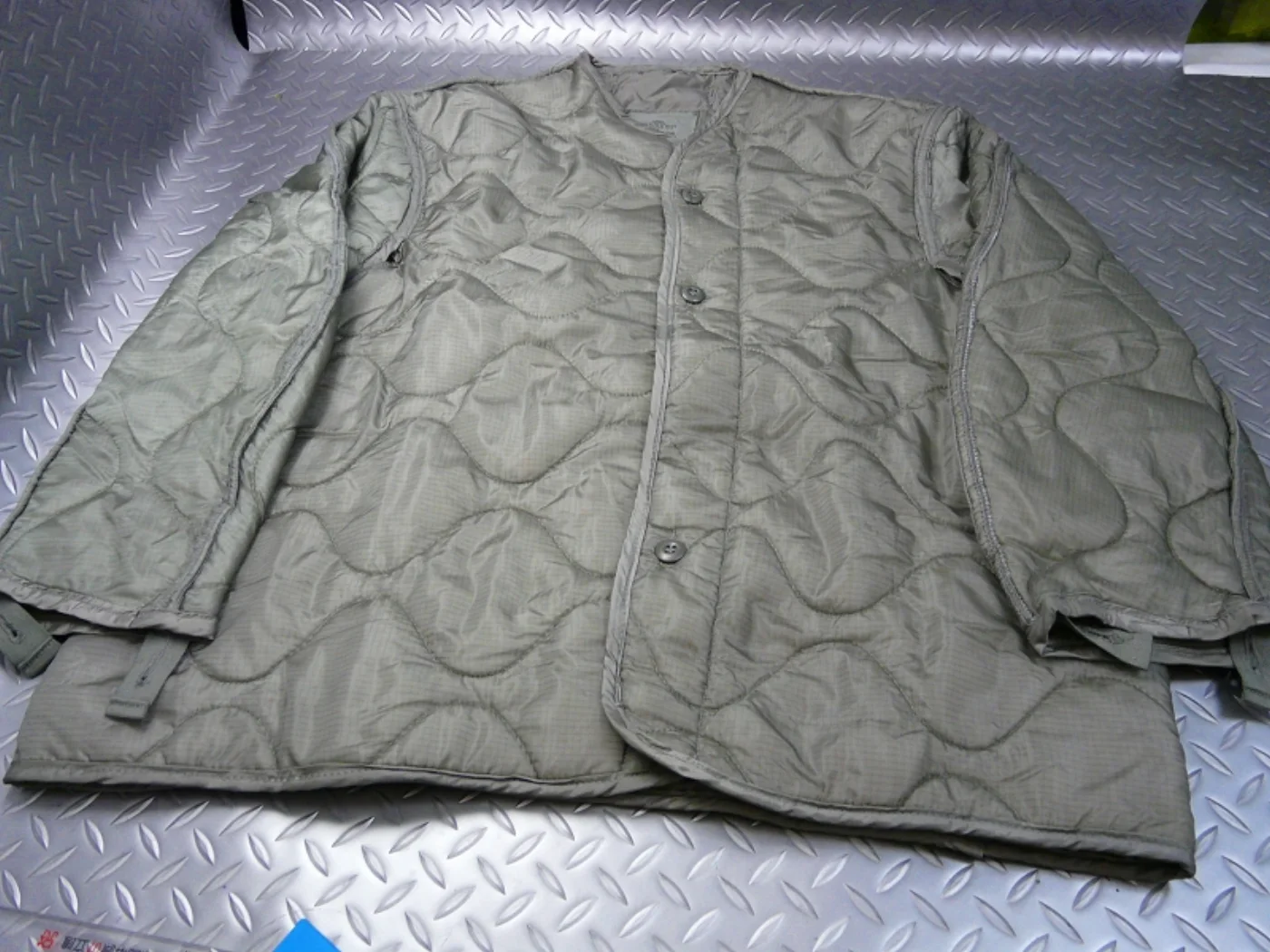 ミリタリーショップ 南国百貨店.COM|沖縄 ACU M65ジャケットライナー L 新品 [Z T-172] - ACU 記録写真3