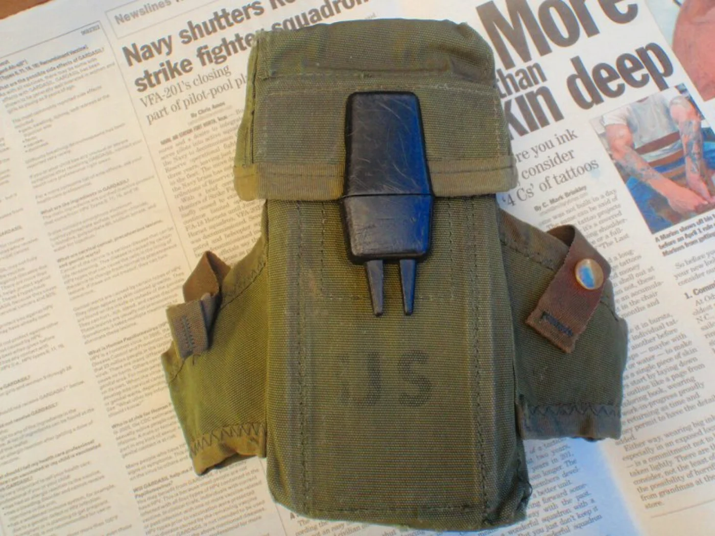ミリタリーショップ 南国百貨店.COM|沖縄 ３連マガジンポーチ [C-664] - ３連マガジンポーチ米軍放出品 記録写真3