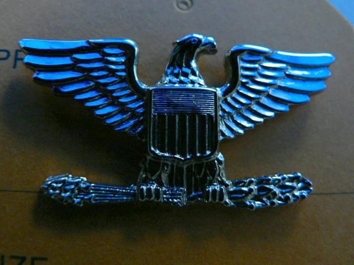 ミリタリーショップ 南国百貨店.COM|沖縄 階級章 大佐 Colonel [A X-220] - 米軍放出品階級章：大 記録写真3