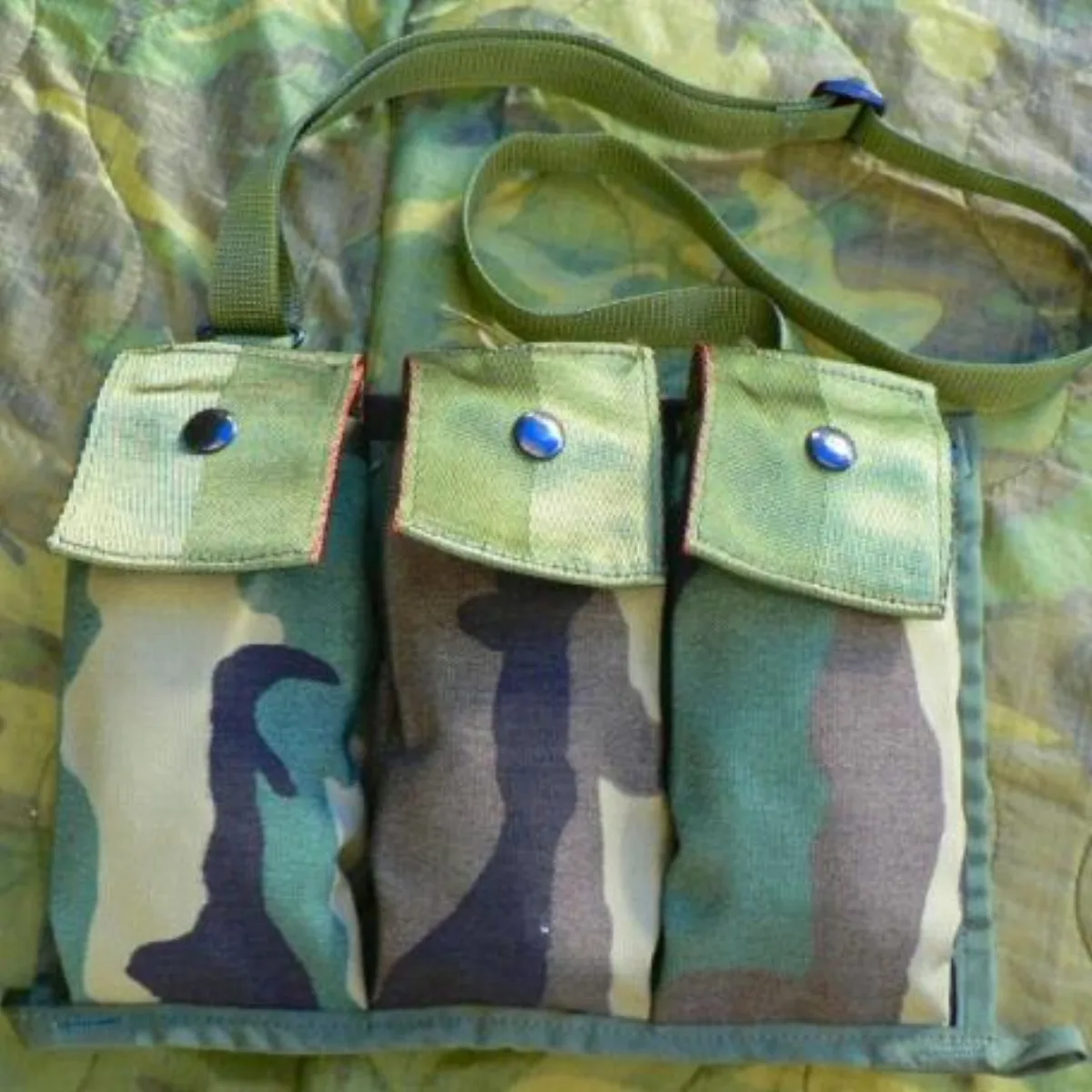 ミリタリーショップ 南国百貨店.COM|沖縄 MOLLE POUCH BANDOLEER バンダリア 極上品 [A C- 記録写真1