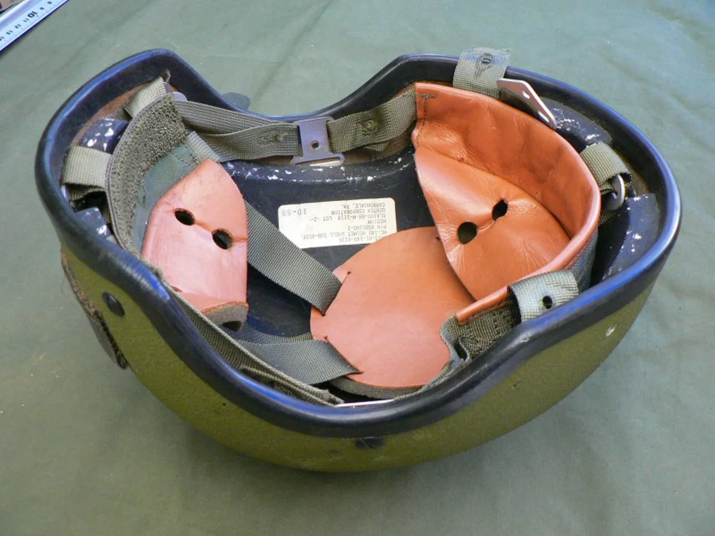 ミリタリーショップ 南国百貨店.COM|沖縄 ヘリクルーヘルメット ジャンク MC-140 HELMET SHELL [ 記録写真6