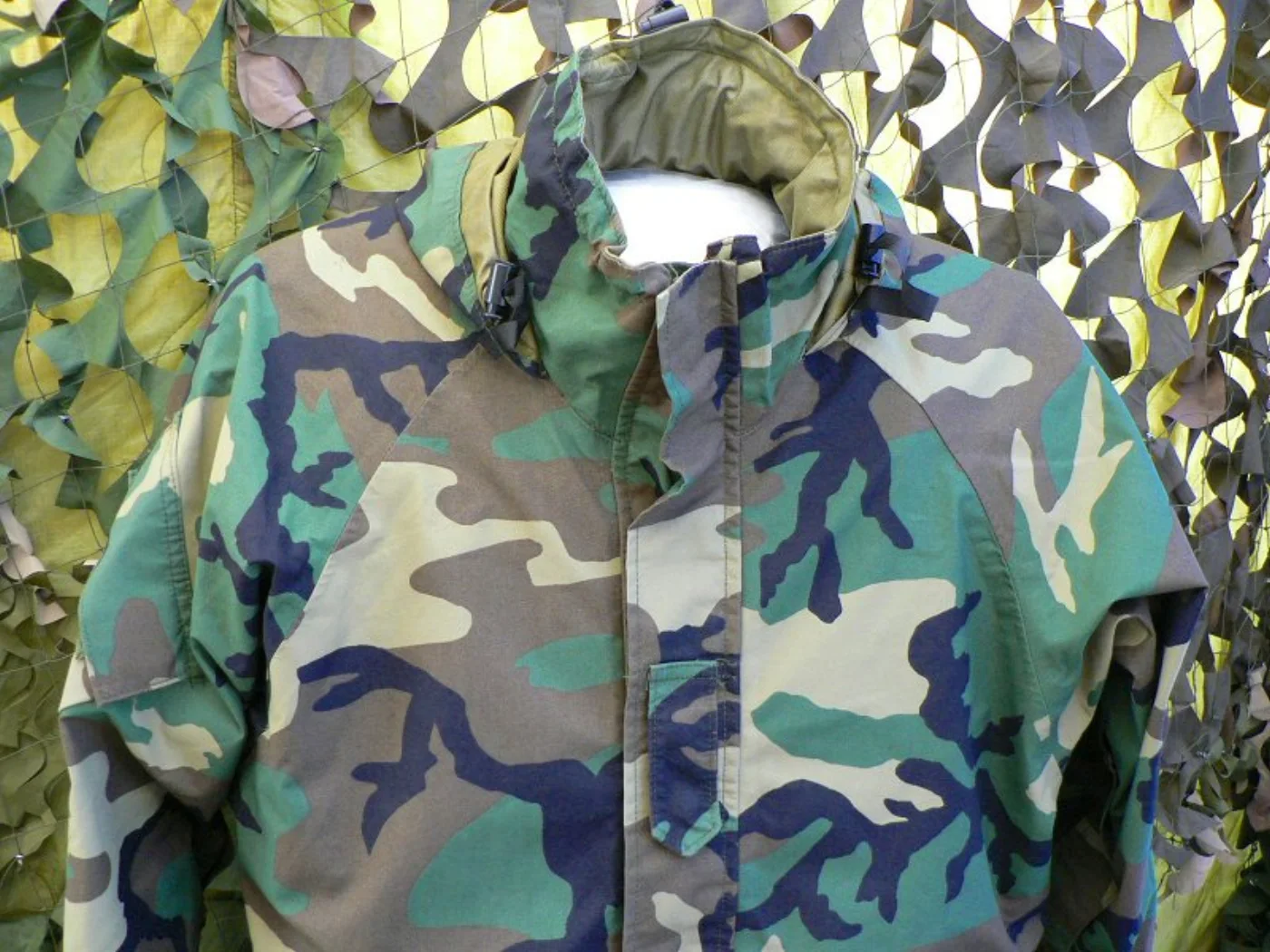 ミリタリーショップ 南国百貨店.COM|沖縄 ゴアテックスパーカー TYPE-II ECWCS GORE-TEX M-R 記録写真6