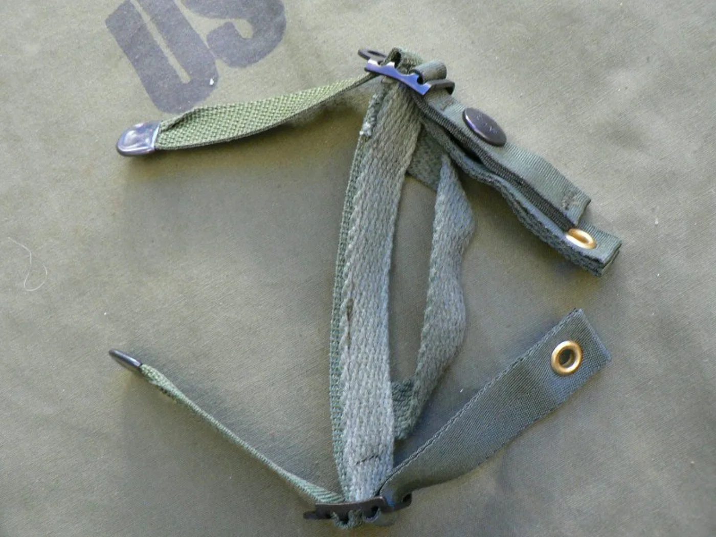 ミリタリーショップ 南国百貨店.COM|沖縄 フリッツヘルメット用のチンストラップ [A E-685] - フリッツヘル 記録写真4