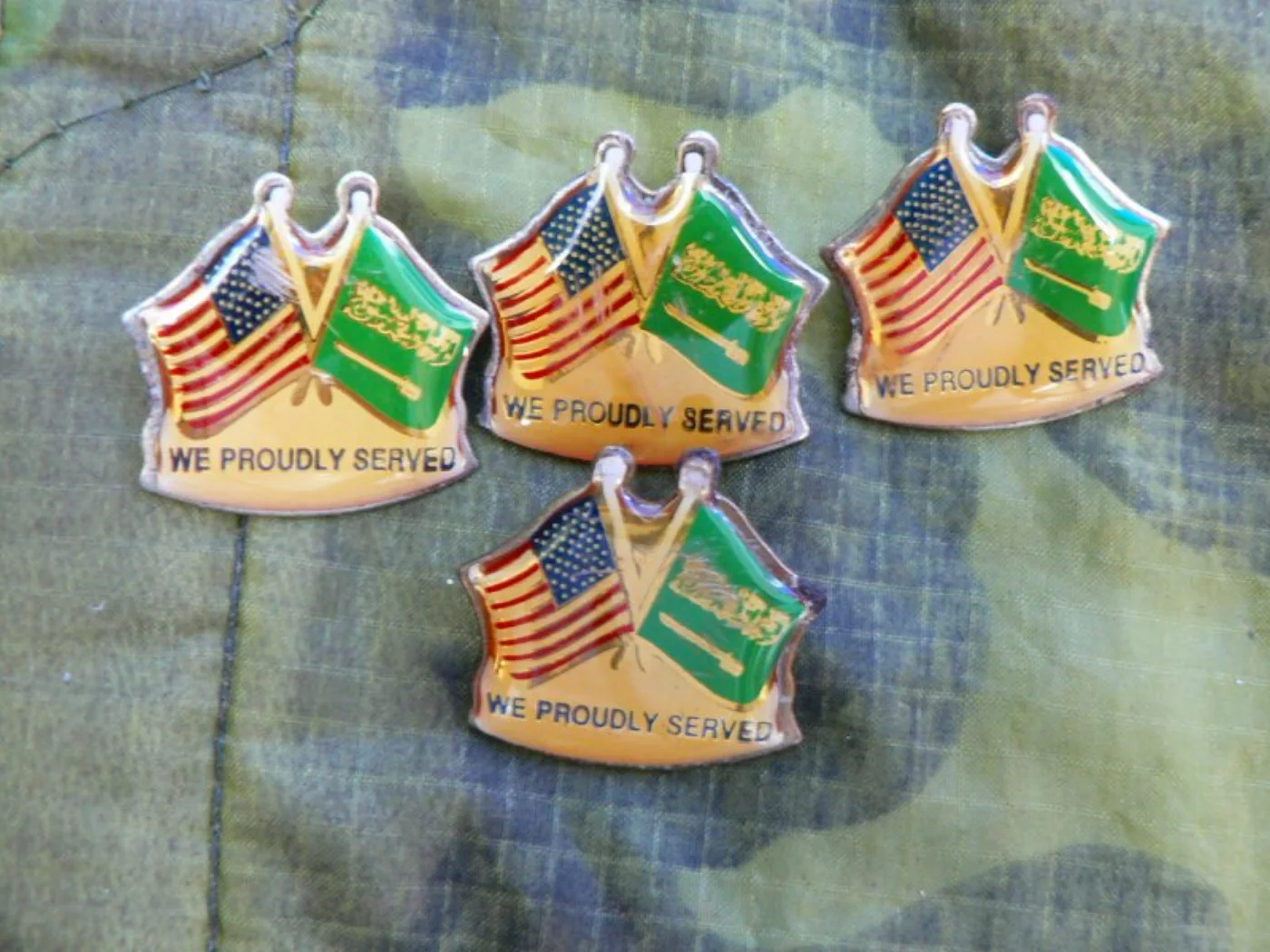 ミリタリーショップ 南国百貨店.COM|沖縄 バッジ ４個セット [A X-251] - バッジ ４個セット米軍放出品 記録写真6