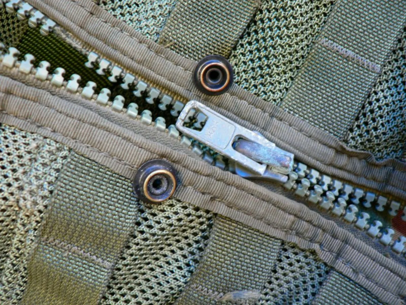 ミリタリーショップ 南国百貨店.COM|沖縄 SURVIVAL VEST CMU-33/P22P-18 サバイバルベスト 記録写真6